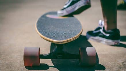 (Top 5) Best Longboards For Beginners in 2022: Buying Guide